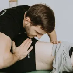 Czy fizjoterapia może zaszkodzić? Odkryj ukryte ryzyka i zagrożenia