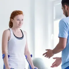 Fizjoterapia ambulatoryjna - co to znaczy i jakie ma korzyści?