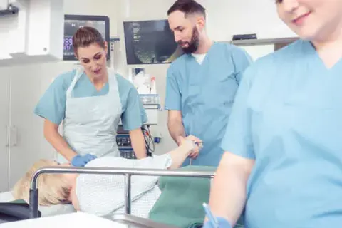 Ile się czeka na gastroskopię NFZ? Czas oczekiwania może zaskoczyć