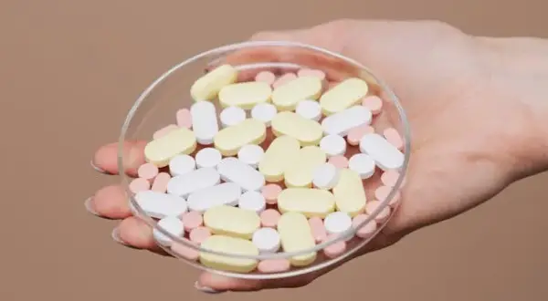 Czy leki na cholesterol można odstawić? Ryzyko i co warto wiedzieć