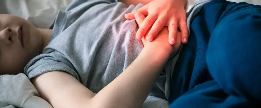 Skuteczne leki na ból brzucha u dziecka - co warto wiedzieć?
