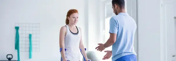 Fizjoterapia ambulatoryjna - co to znaczy i jakie ma korzyści?